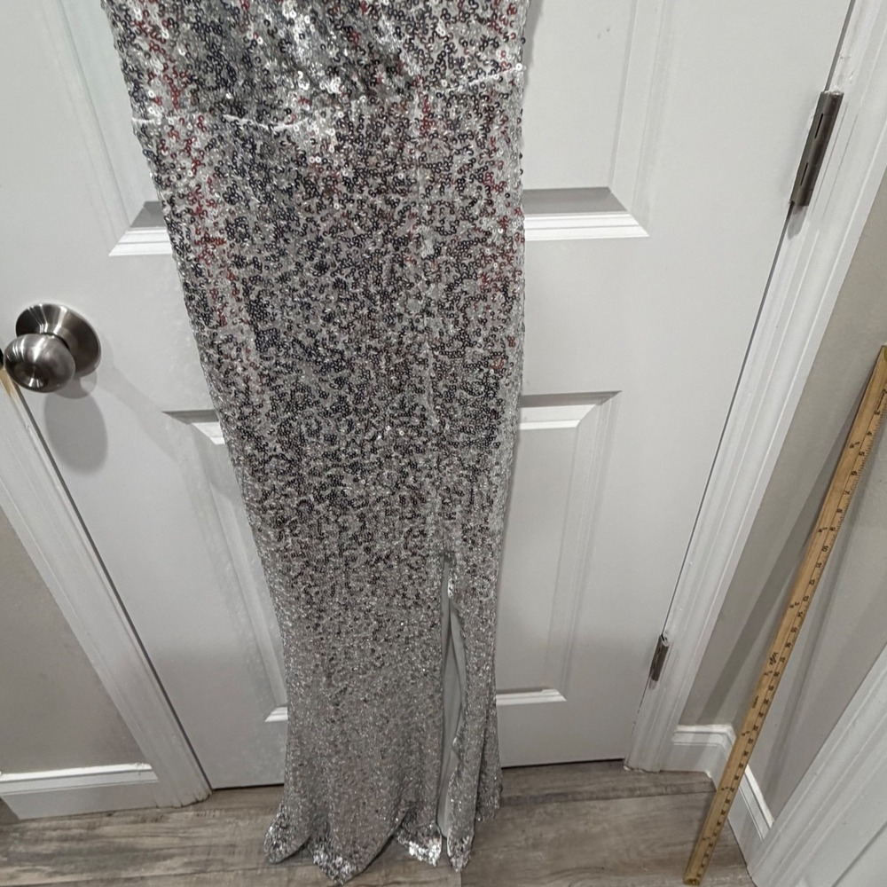 FAERIESTY Womens One Shoulder Dress Sequin Slit Silver Medium - Picture 5 of 11